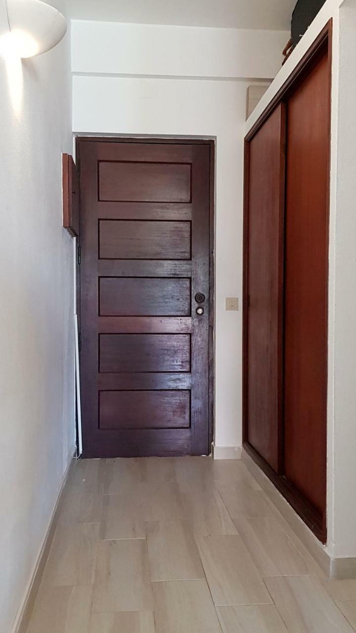 אלבופיירה Magnific Studio With A Cozy Garden, 5 Minutes To The Beach מראה חיצוני תמונה
